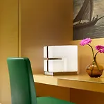Una Hotels Napoli 4*