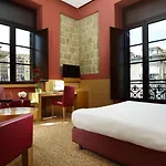 Hotell Una Hotels Napoli 4*