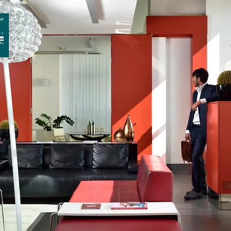 Una Hotels Napoli 4* Nápoly