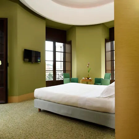 Szálloda Una Hotels Napoli