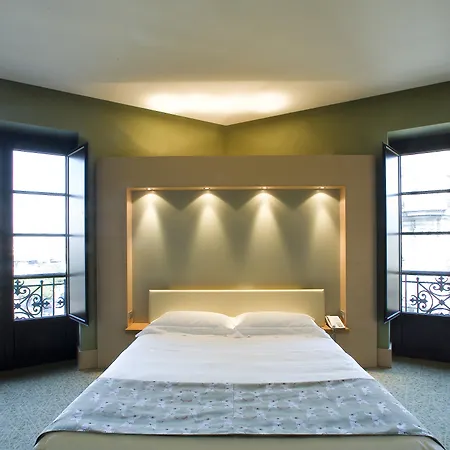 Una Hotels Napoli Szálloda Nápoly