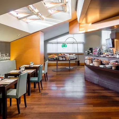 Szálloda Una Hotels Napoli Nápoly