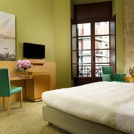 Una Hotels Napoli Szálloda 4*