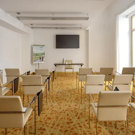 Una Hotels Napoli 4* Nápoly