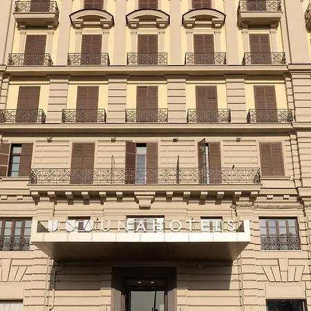 Una Hotels Napoli 4* Nápoly