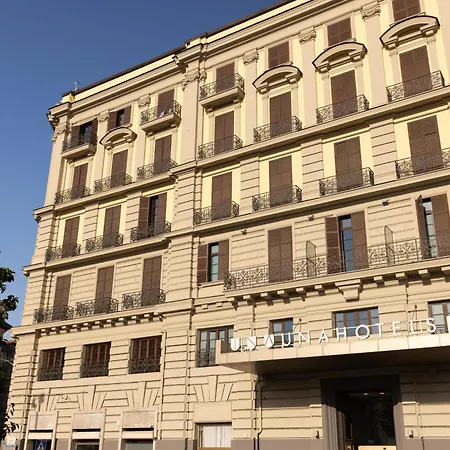 Una Hotels Napoli Hotell 4*