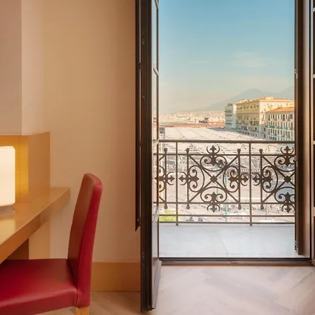 Una Hotels Napoli 4* Neapel