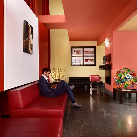 Una Hotels Napoli 4* Nápoly