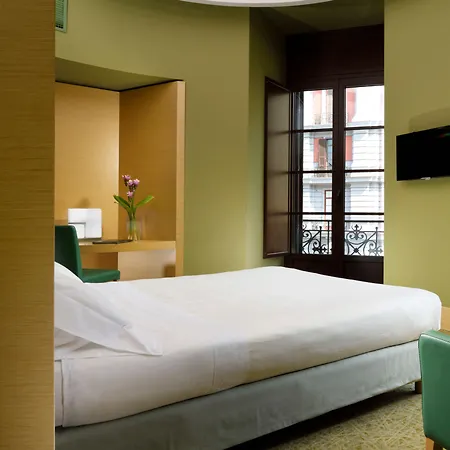 Szálloda Una Hotels Napoli Nápoly