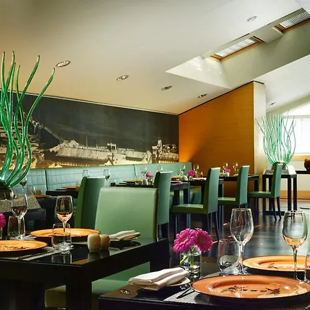 Szálloda Una Hotels Napoli Nápoly