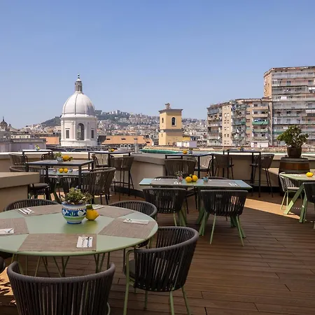 Una Hotels Napoli Szálloda Nápoly