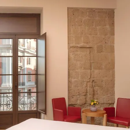 Una Hotels Napoli 4* Nápoles