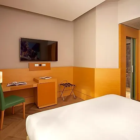 Una Hotels Napoli Szálloda Nápoly