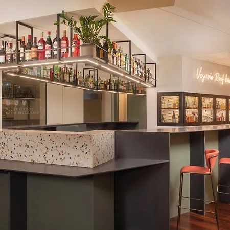 Una Hotels Napoli Szálloda
