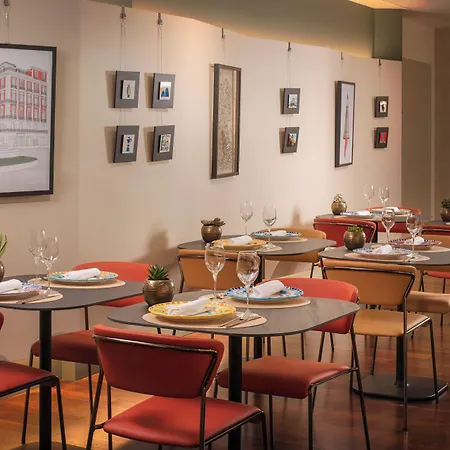 Una Hotels Napoli Szálloda Nápoly