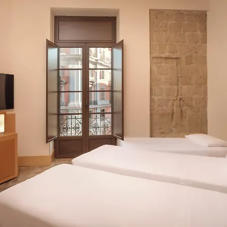 Una Hotels Napoli 4*