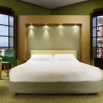 Una Hotels Napoli