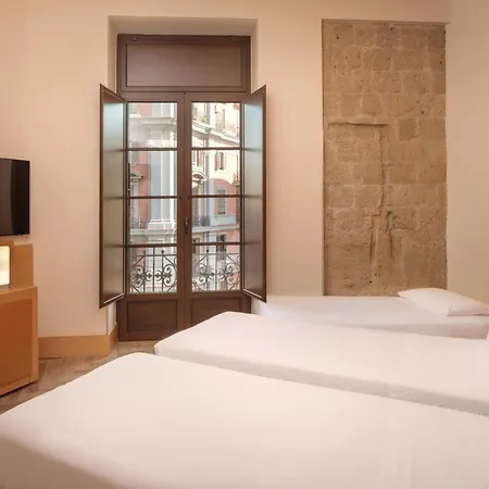 Una Hotels Napoli 4*
